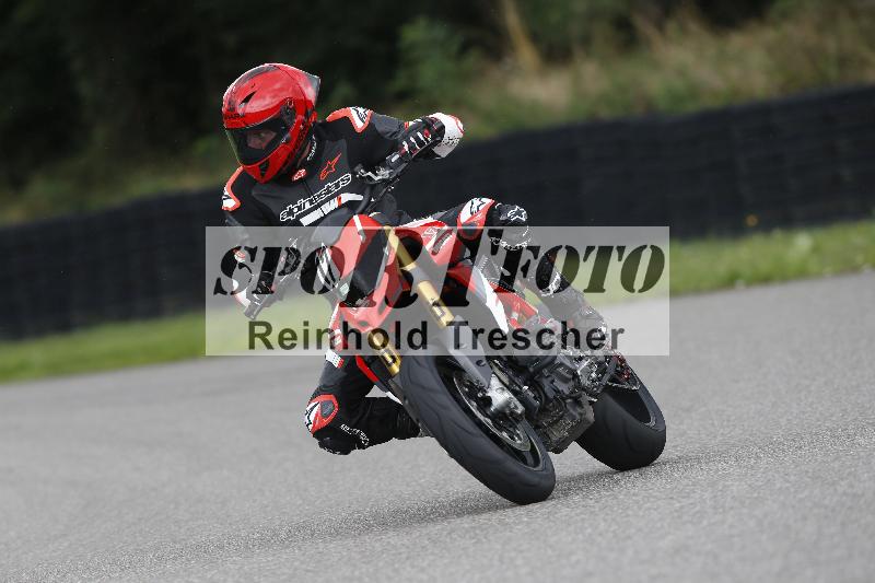 Archiv-2025/37 28.07.2025 Dunlop Ride und Test Day ADR/Einsteiger gruen/17